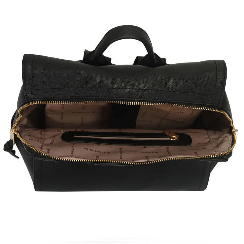 Interior da mochila WJ 46231 com forro sintético e bolso com zíper